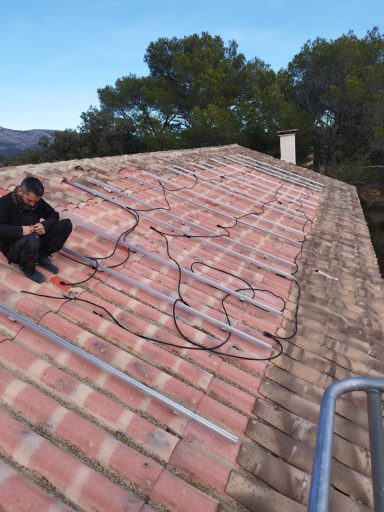 Pose de panneaux solaires - installateur de panneaux solaires  certifié RGE en Ardèche et Drôme - Alba La Romaine - Montélimar - Le teil