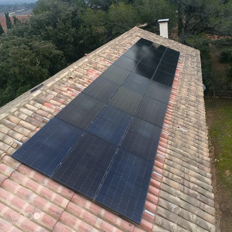 Pose de panneaux solaires - installateur de panneaux solaires  certifié RGE en Ardèche et Drôme - Alba La Romaine - Montélimar - Le teil